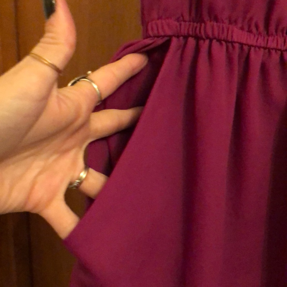 Dress - Picture 4 of 7